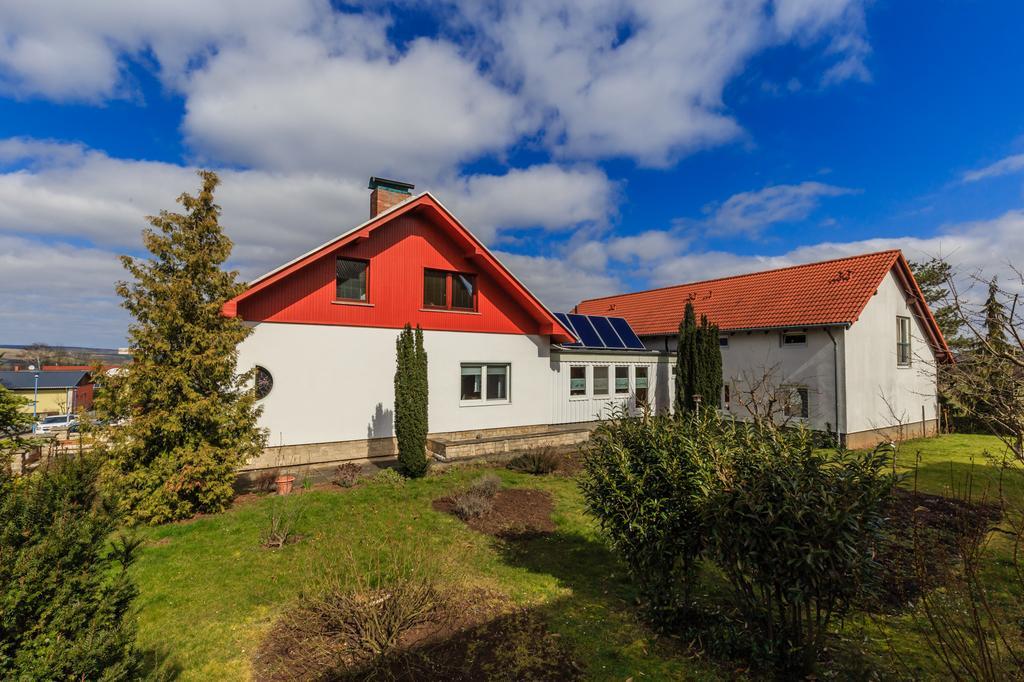 Hotel-Pension am Rosarium Sangerhausen Exterior foto